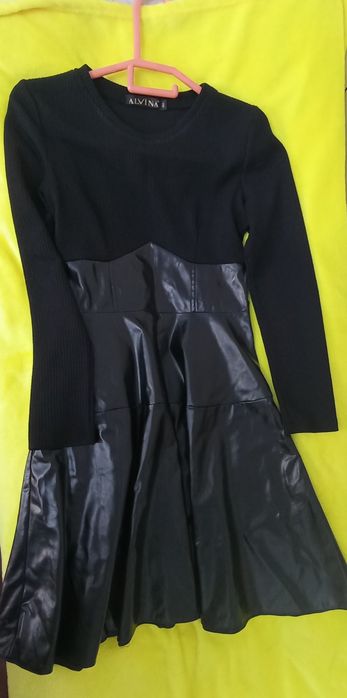 Продам платье чёрное