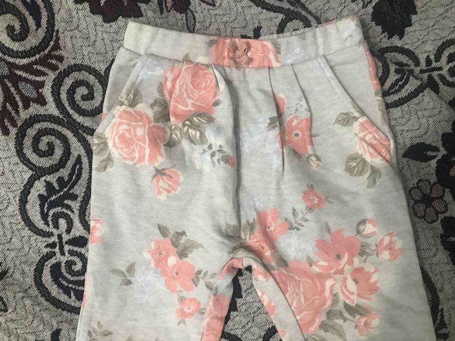 Продам кофту на девочку и брюки