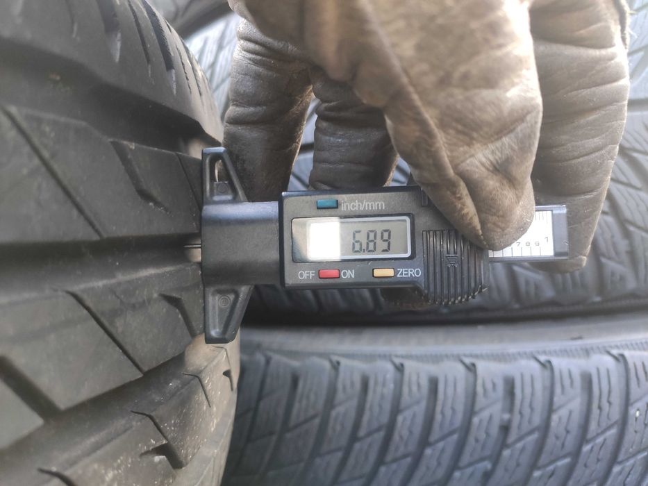 4бр Летни гуми 215 65 17 - Semperit - DOT 2023