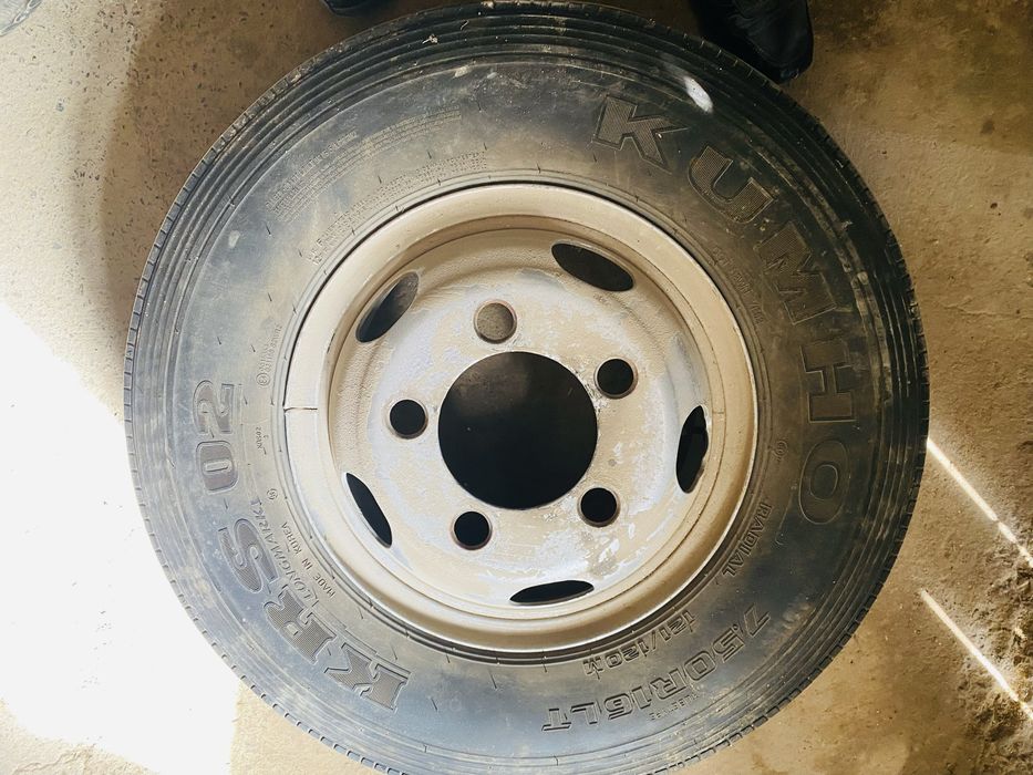 Toyota Coaster запаска