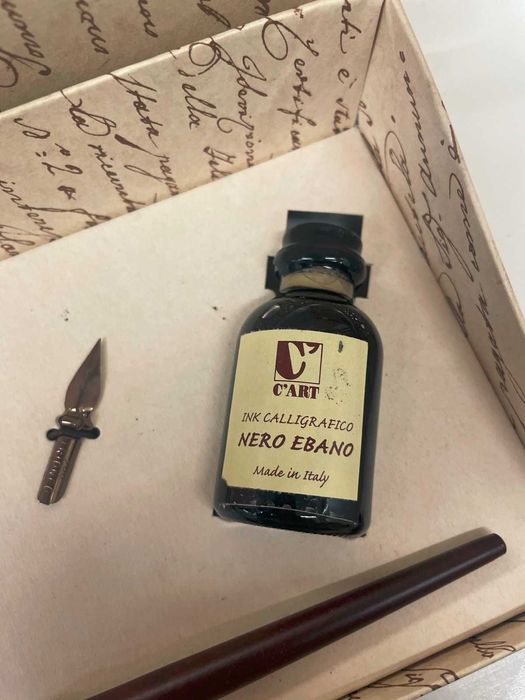 Комплект за калиграфия