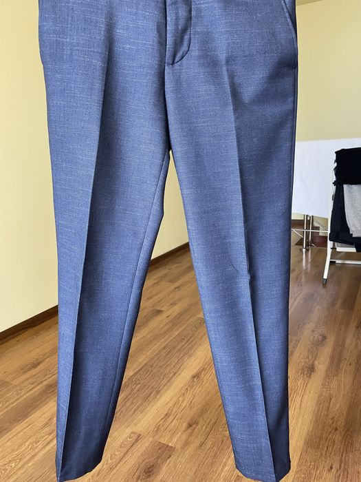 Costum 3 piese nou cu camasa