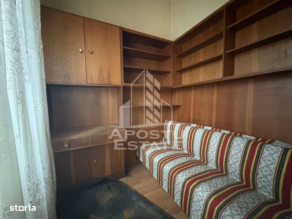 Piața Iosefin | Apartament 134 mp, etaj intermediar, balcon