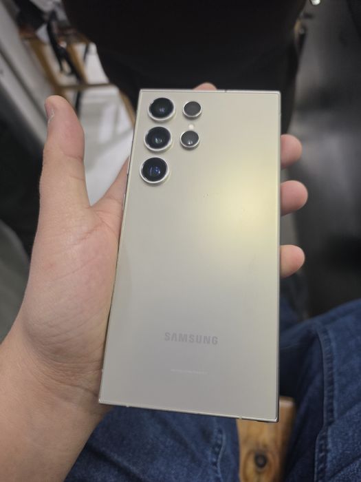 S24 Ultra 12/256 sotiladi