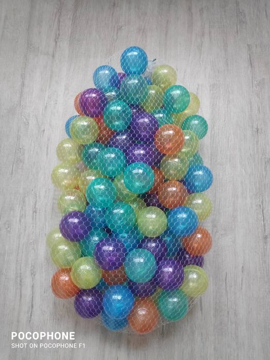 НОВО! Цветни пластмасови топки за игра 100бр.