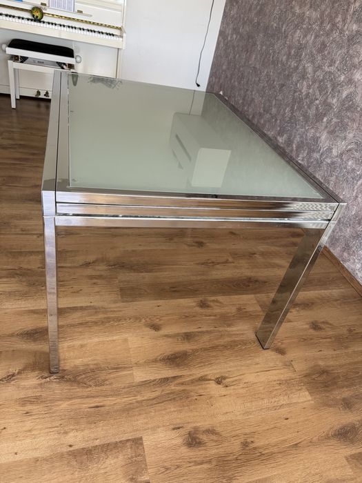 Masa de sticla extensibila 10-12 persoane