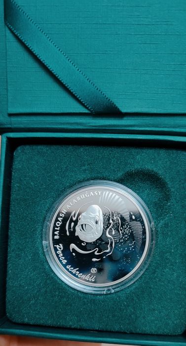 продам монету окунь