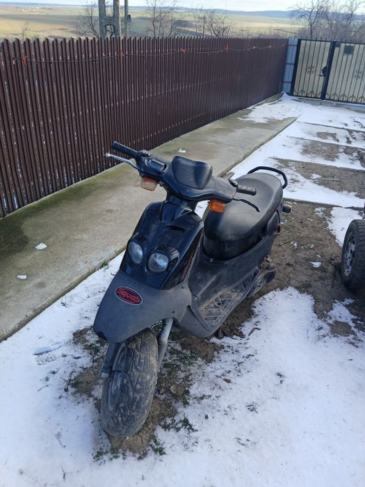 Vând sau schimb scuter Peugeot Squab 80cc