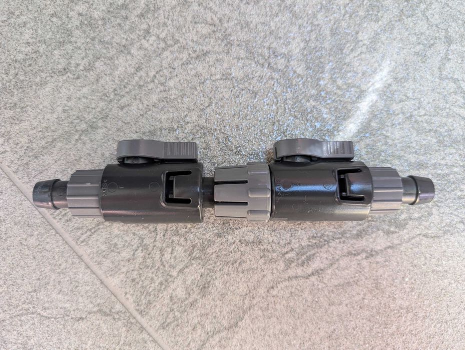 Vand Robinete duble Eheim cu cupla rapida 12/16mm putin folosit