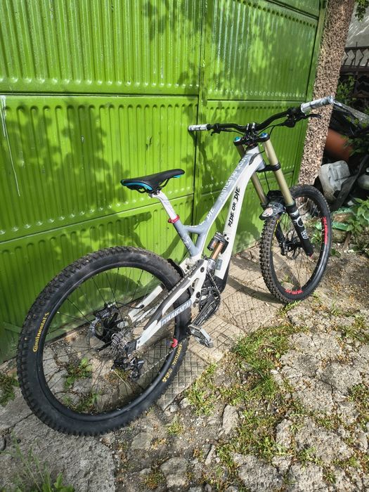 Commencal supreme v4 team 2018