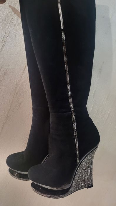 Дамски луксозни ботуши