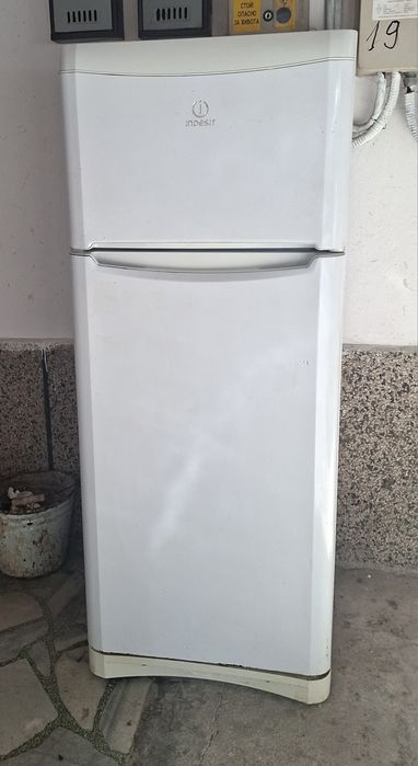Хладилник  INDESIT