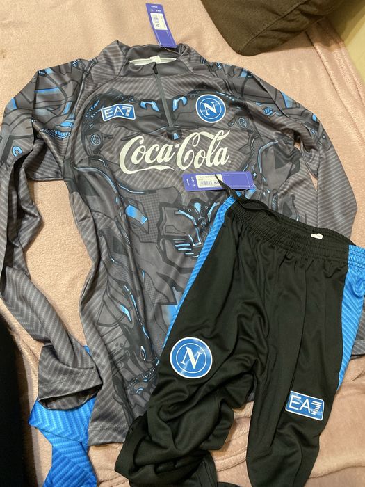 Bluza si pantaloni