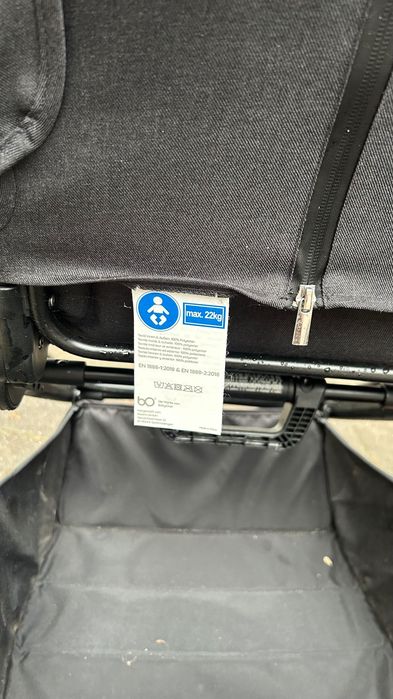 Бебешка количка почти нова
