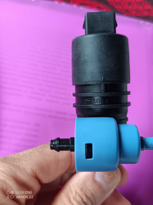 Помпа чистачки MEYLE, за Опел Зафира