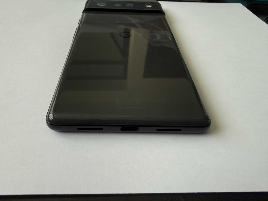 Google Pixel 6 Pro 5G 128GB 12GB RAM Black+аксесоари