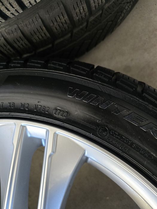 4 Броя 245/45/19 Pirelli 2x7,5mm 25dot 2x5,5mm 23dot