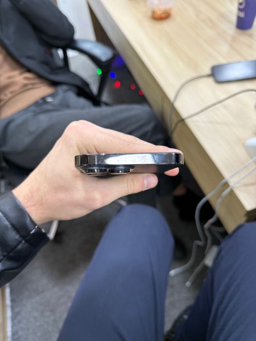 iPhone 14 pro max, 256GB, 85% batarey yomkost, karobka dokument bor.