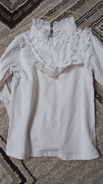 Продам пакет вещей от 3-5 лет