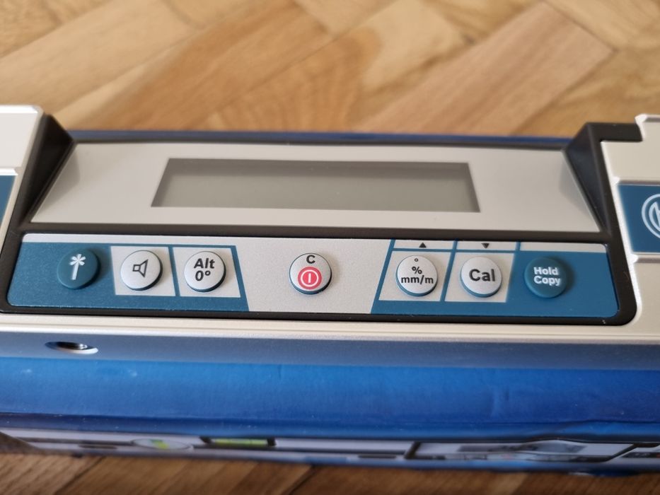 Nivela laser (clinometru digital) Bosch Professional GIM 60 L, 30 m, clasa laser 2, 60 cm lungime
