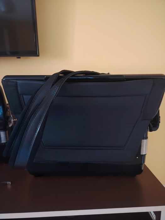 Vand Roland FR7 impecabil