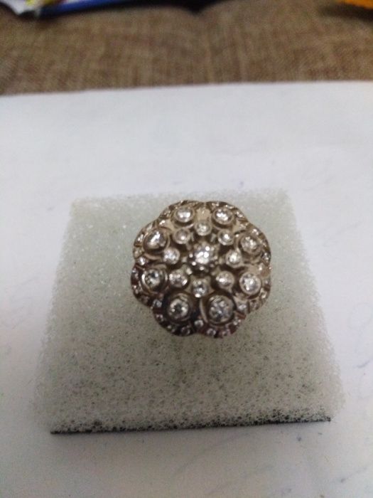 Pradayu kalso chisti brilyant iz baku