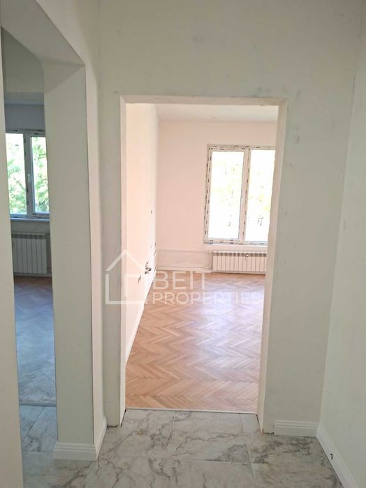 Тристаен апартамент  в  Славия