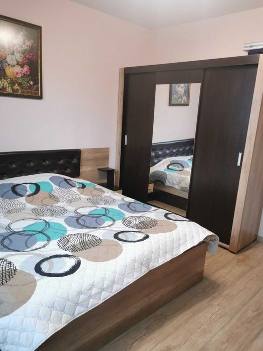 Тристаен обзаведен апартамент в Младост 1-Касабова