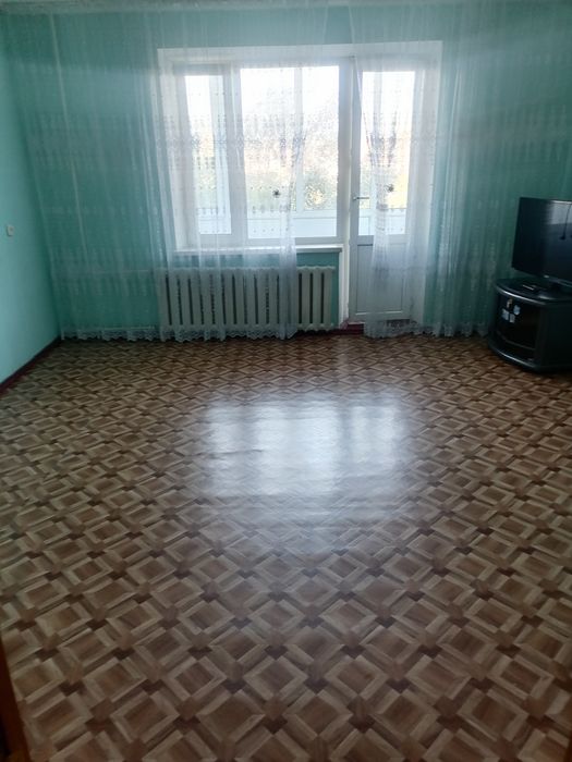 Продам 4-х комнатную квартиру