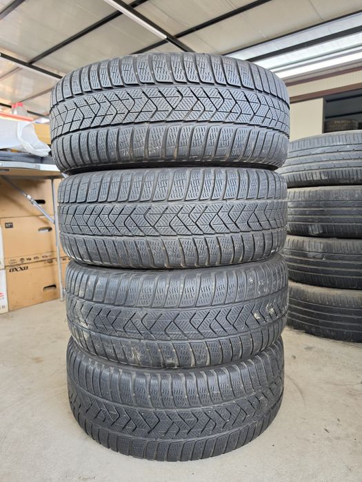 4 Броя 235/45/18 Pirelli 2x6,2mm 2x5mm