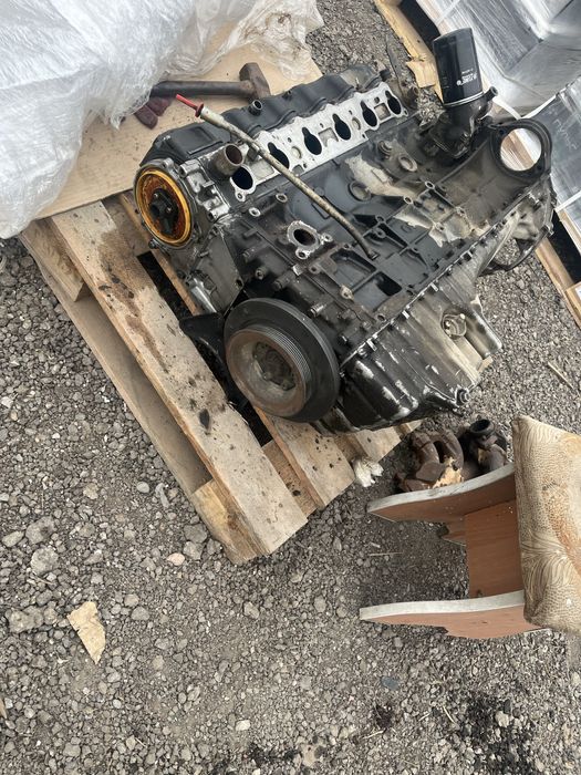 Двигатель м103 2.6  б/у под ремонт