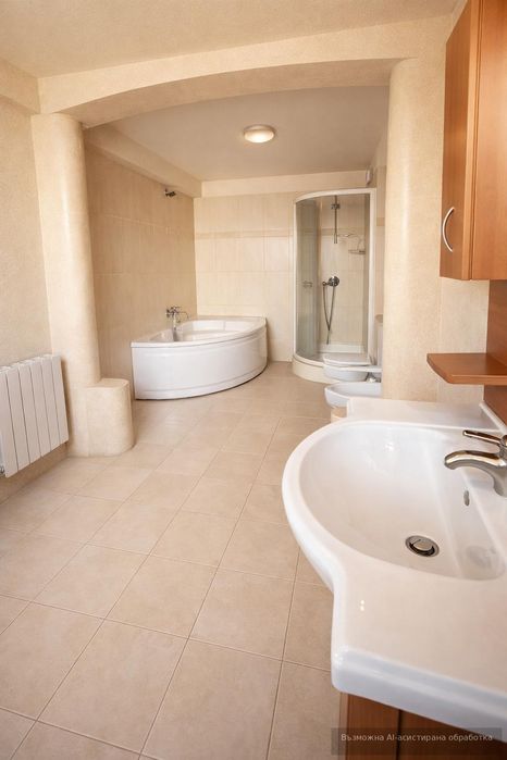 Дава се под наем Къща в Пловдив, Център - 582 кв.м за 2393.43 € - Снимка #7