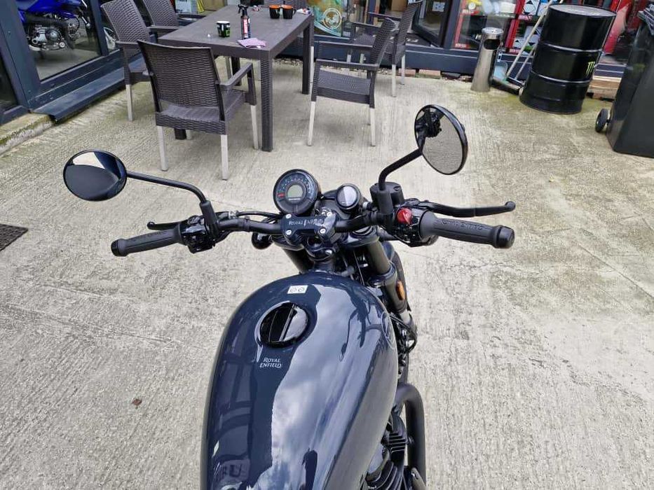 Royal Enfield Shotgun 650 Shed nou - pret PROMO prin EST BIKE Campina