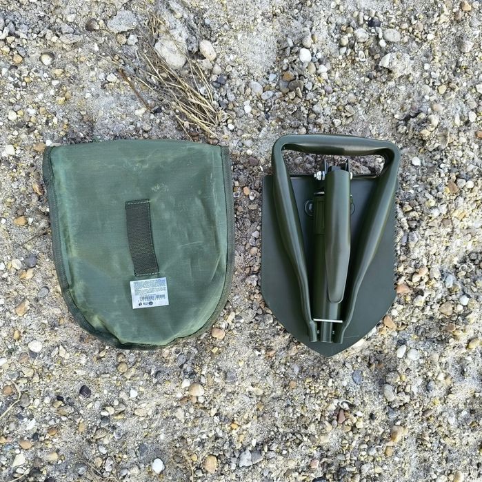 Лопата с кирка и трион за риболов/къмпинг НОВА