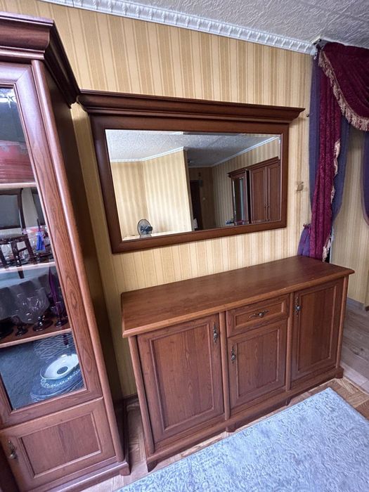 Продам гарнитур 6 предметов