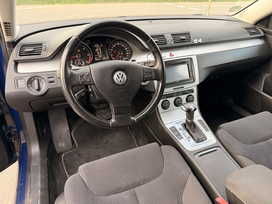 Volkswagen Passat B6 Highline 2.0 TDI  Automat 2010 Euro 5 140 cai
