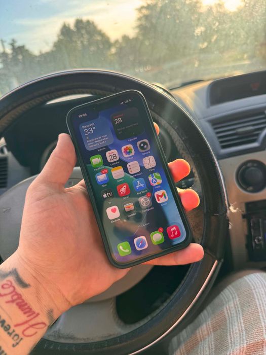 iPhone 14 blue 92%sănătatea bateriei