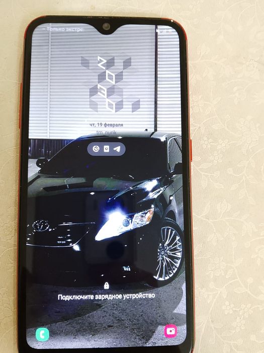 Продам телефон Samsung