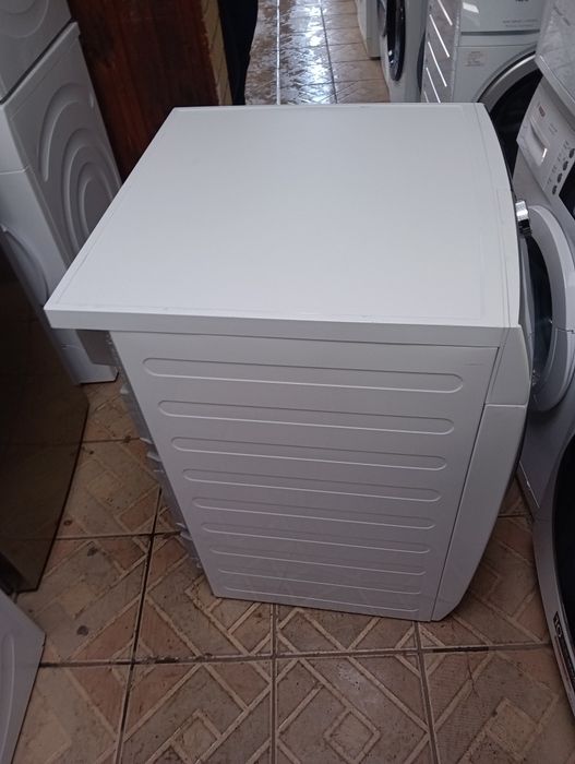 Сушилня с термопомпа АЕГ Aeg Series 9000 A+++  8кг 2 години гаранция!