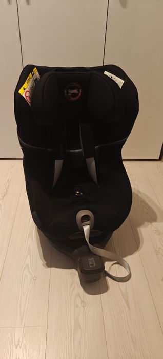 Scaun cybex sirona s2 i-size isofix 0-18 kg negru.