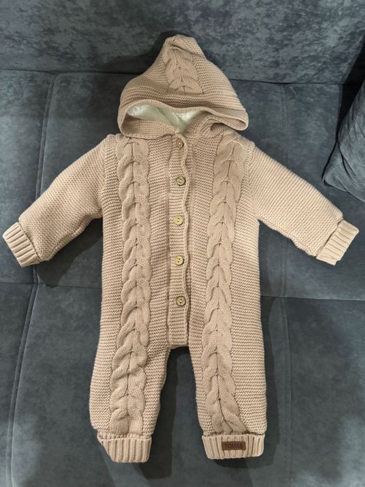 Продам утепленный комбинезон.