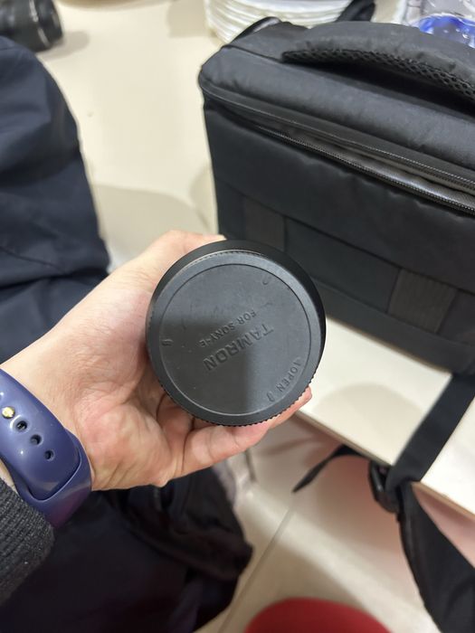 Обьектив продам таморон 18-300