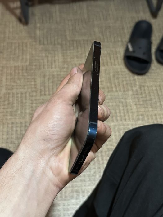 Iphone 13  256гб емкость 100