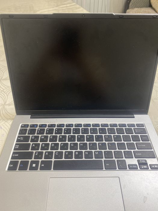 Ноутбук сатылады срочно