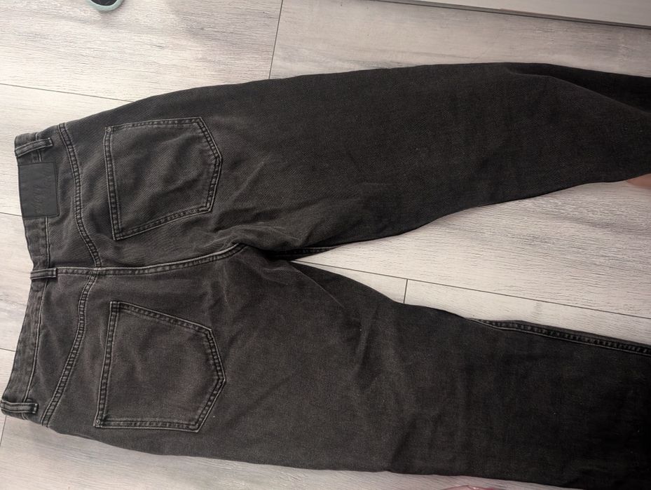 Vand 2 perechi de blugi Mom fit