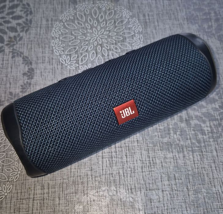 Продам колонку JBL Flip 5 оригинал