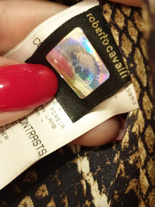 Продам Срочно Шубу " Roberto Cavalli"