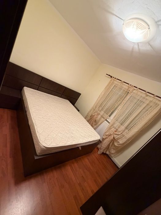 Inchiriez apartament