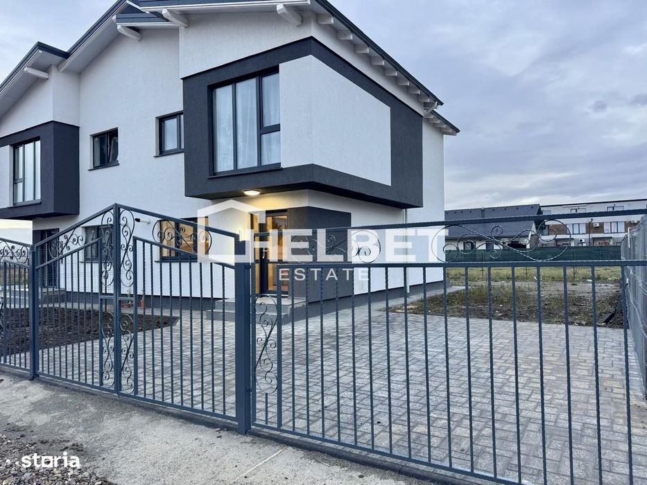 Casă/Duplex/Sânpetru/Curte