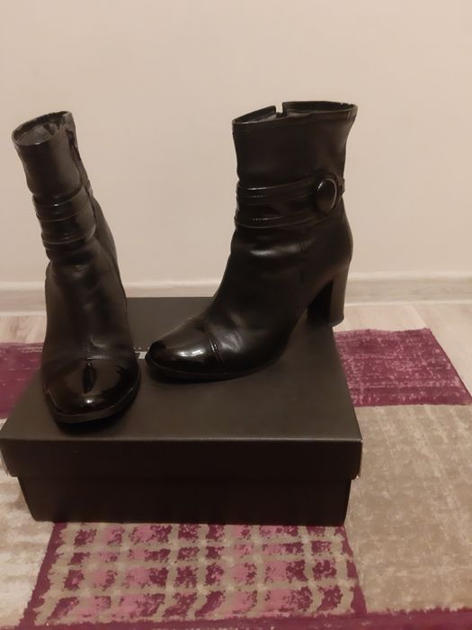 Vand ghete dama din piele naturală, mărimea 38.